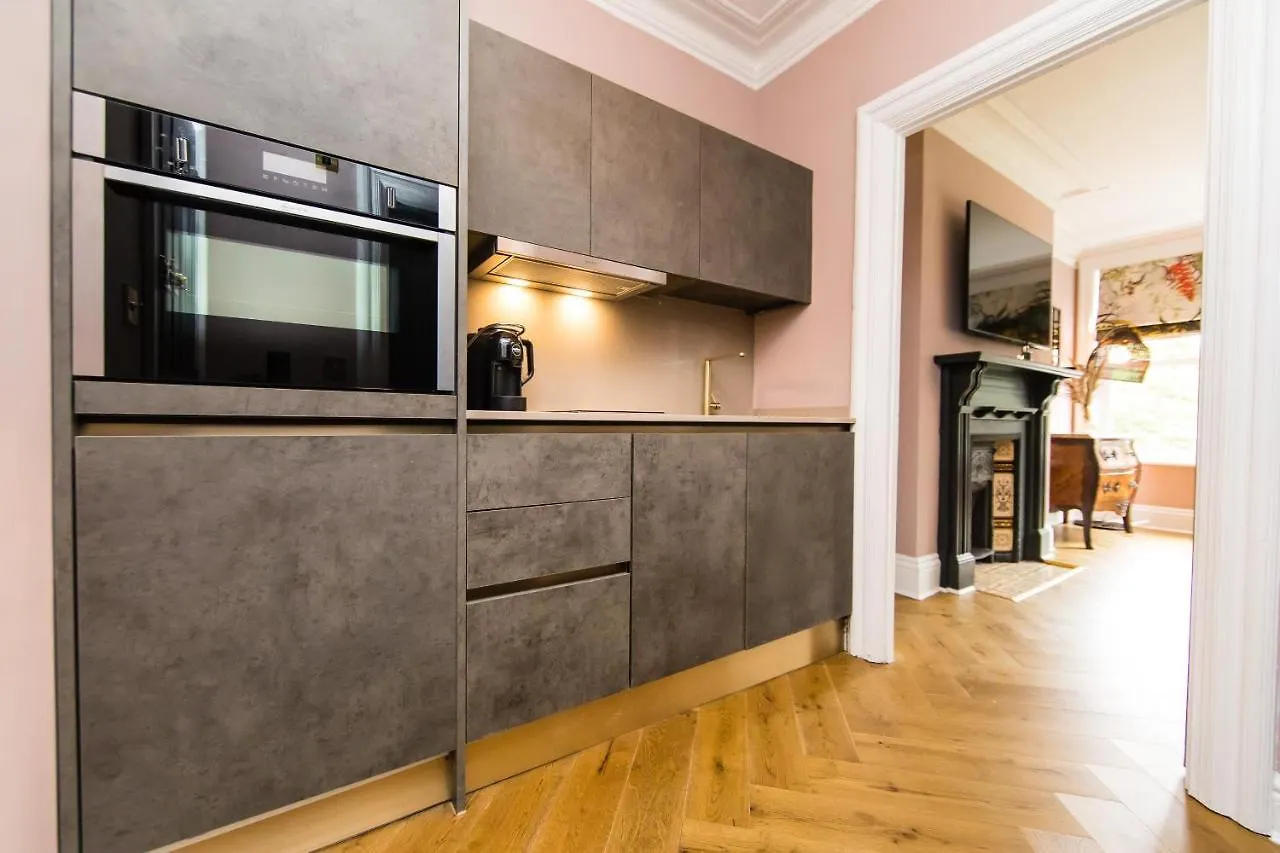 Dragon Villas By Maison Parfaite - Luxury Studios & Apartments - Harrogate 0*,  Regno Unito