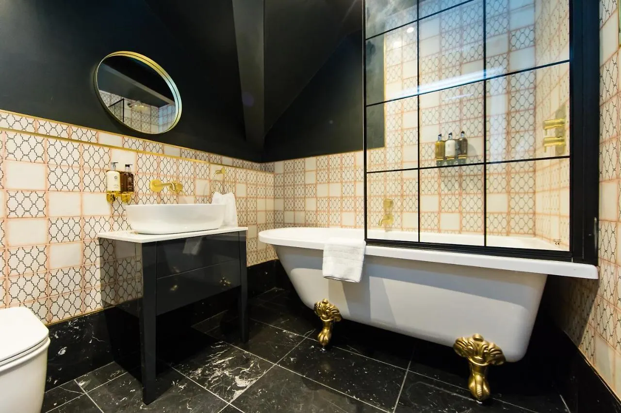 Dragon Villas By Maison Parfaite - Luxury Studios & Apartments - Harrogate