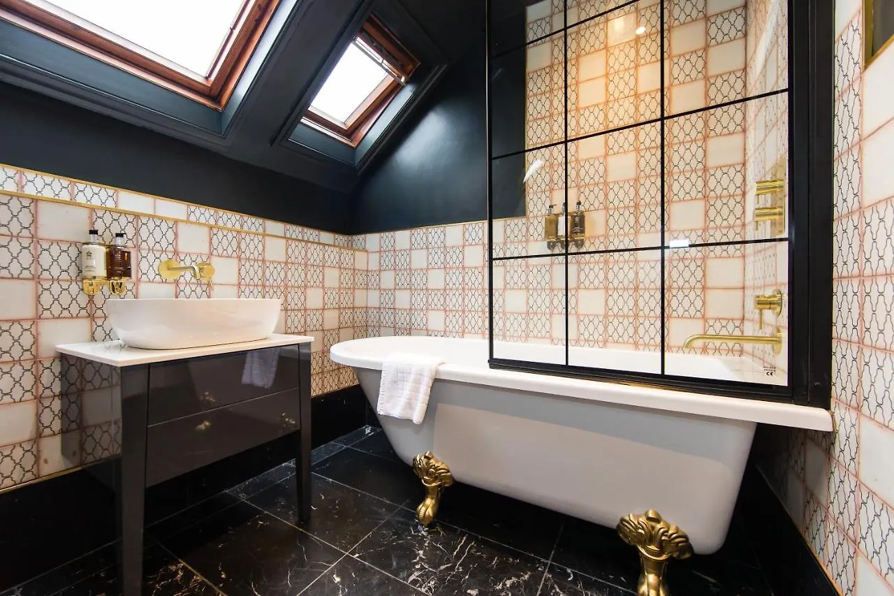 Dragon Villas By Maison Parfaite - Luxury Studios & Apartments - Harrogate 0*,  Regno Unito