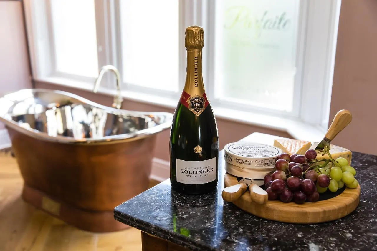 Dragon Villas By Maison Parfaite - Luxury Studios & Apartments - Harrogate